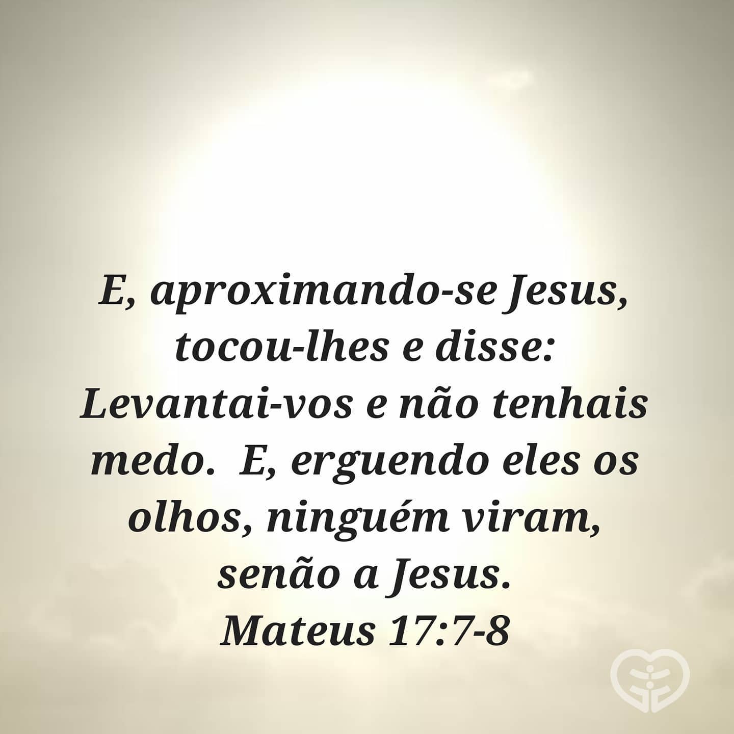 Mateus 17:7-8