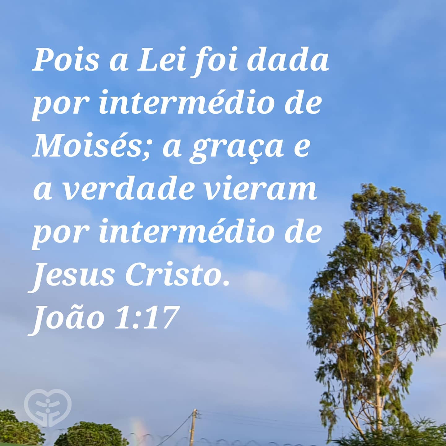 João 1:17