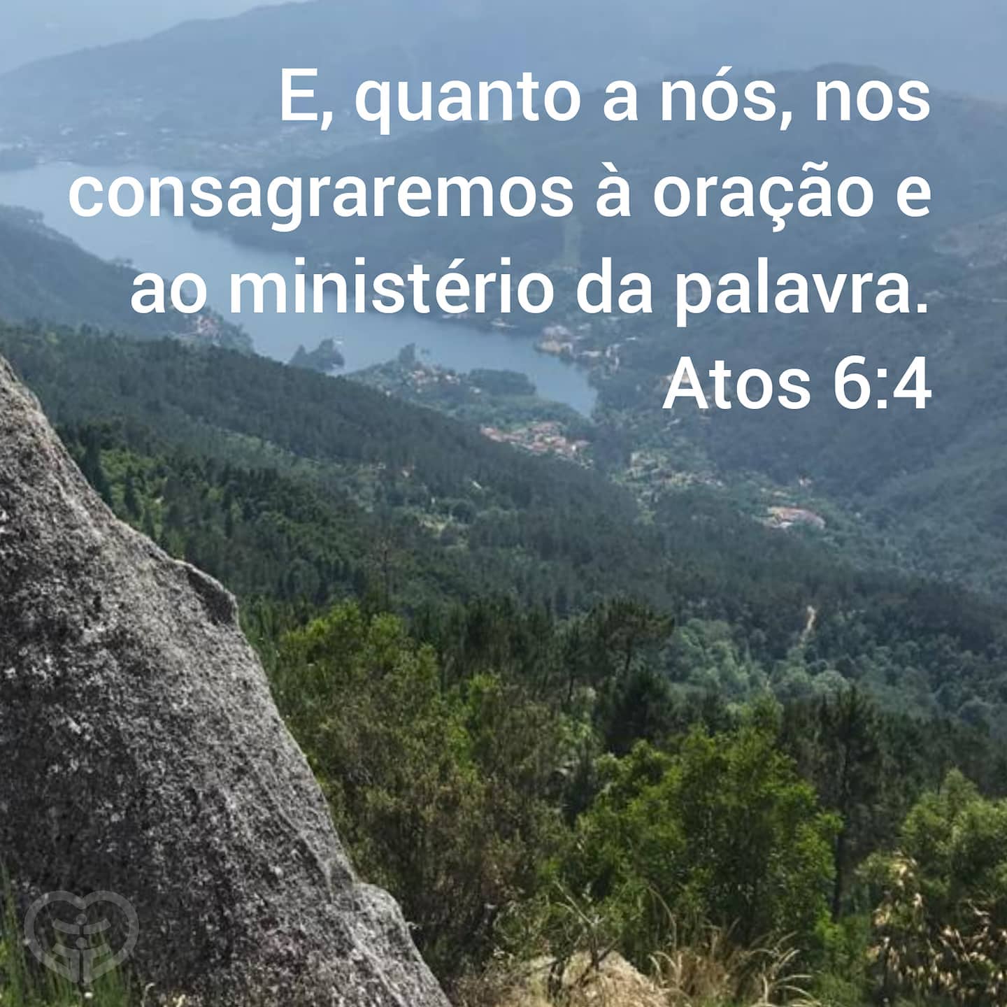 Atos 6:4