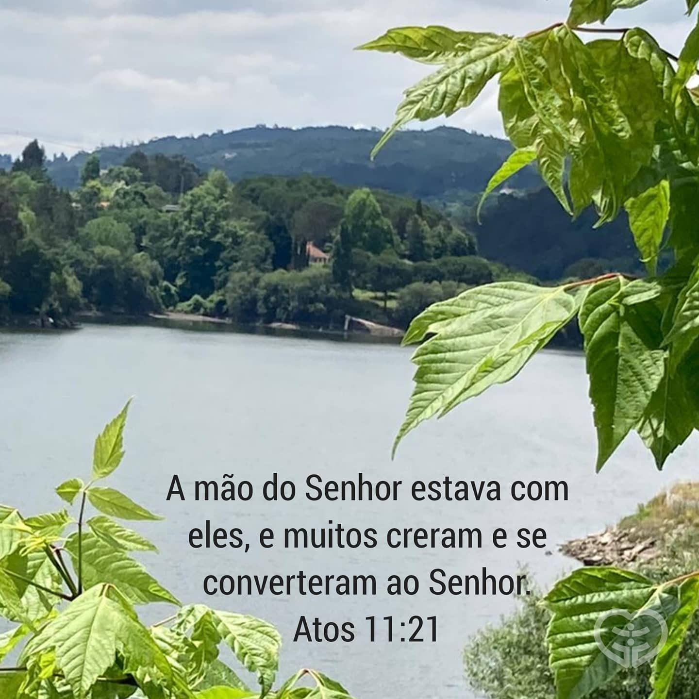 Atos 11:21