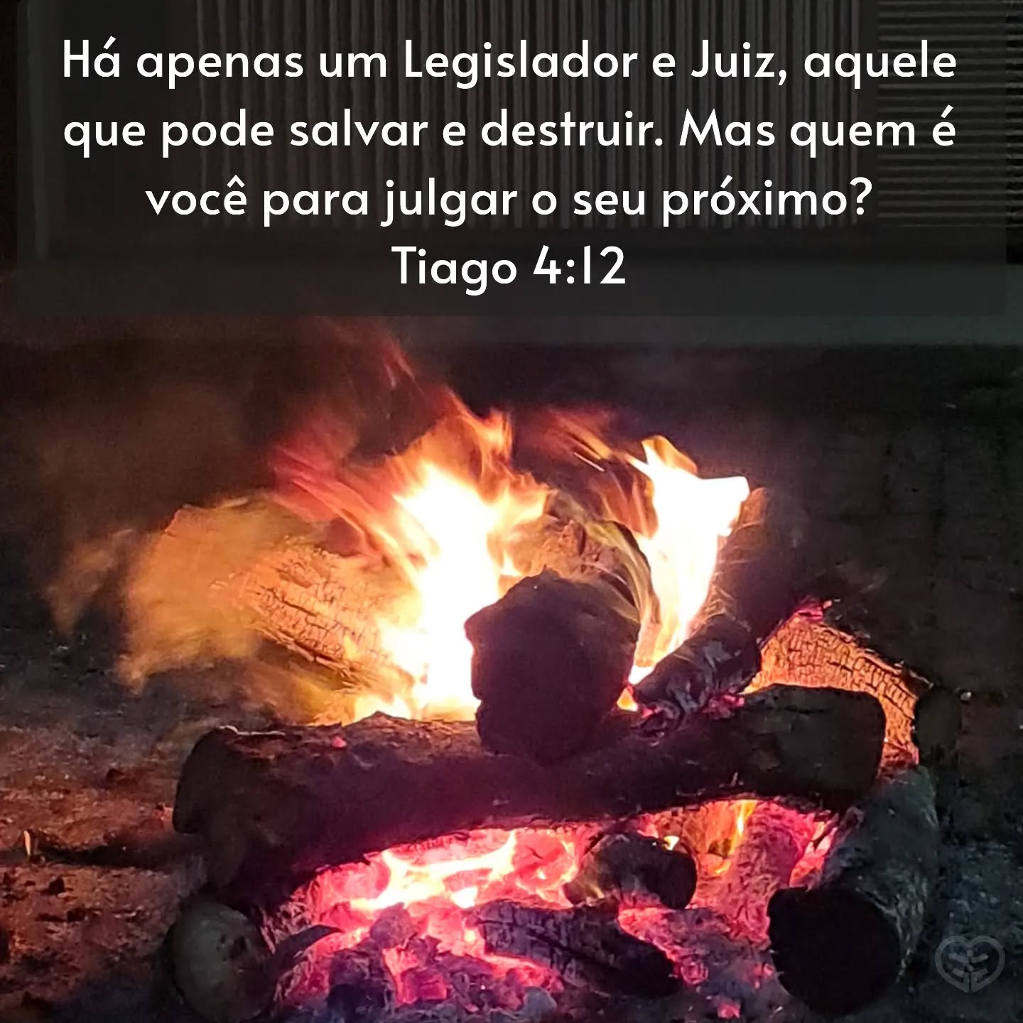 Tiago 4:12