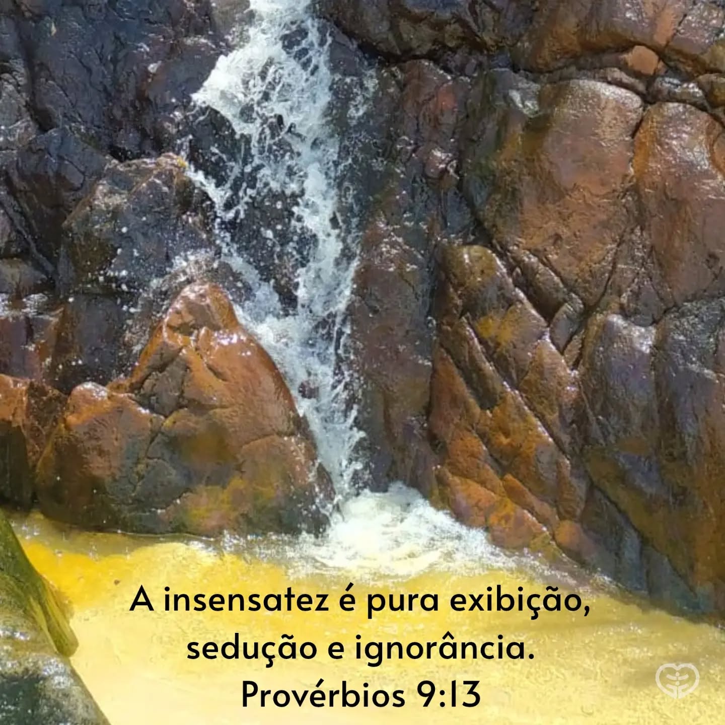 Provérbios 9:13