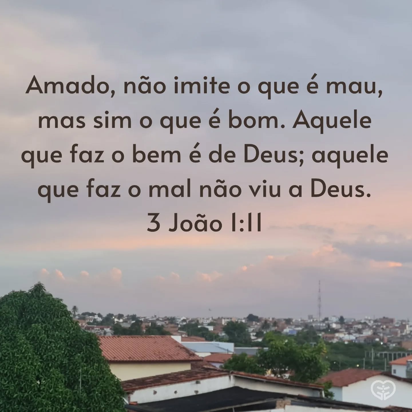 3 João 1:11