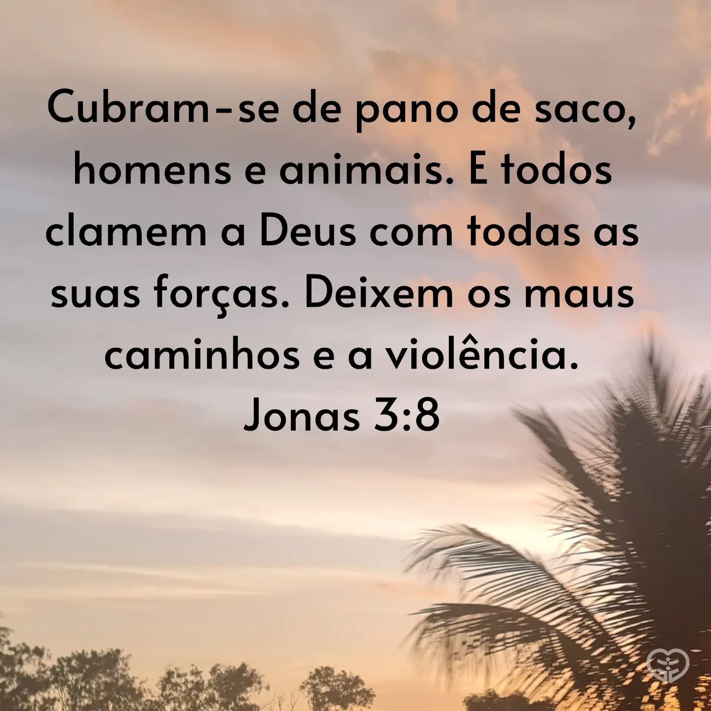 Jonas 3:8