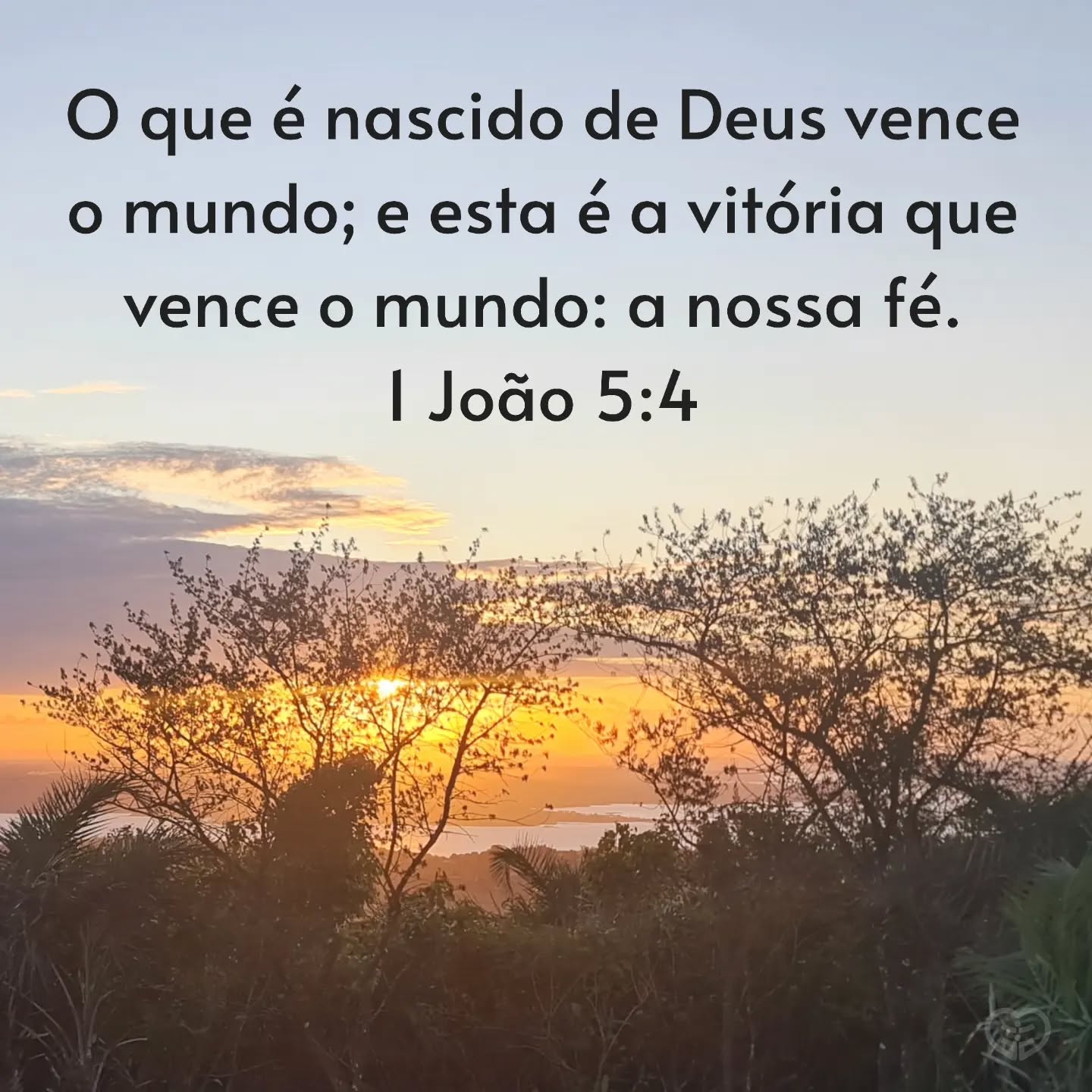1 João 5:4