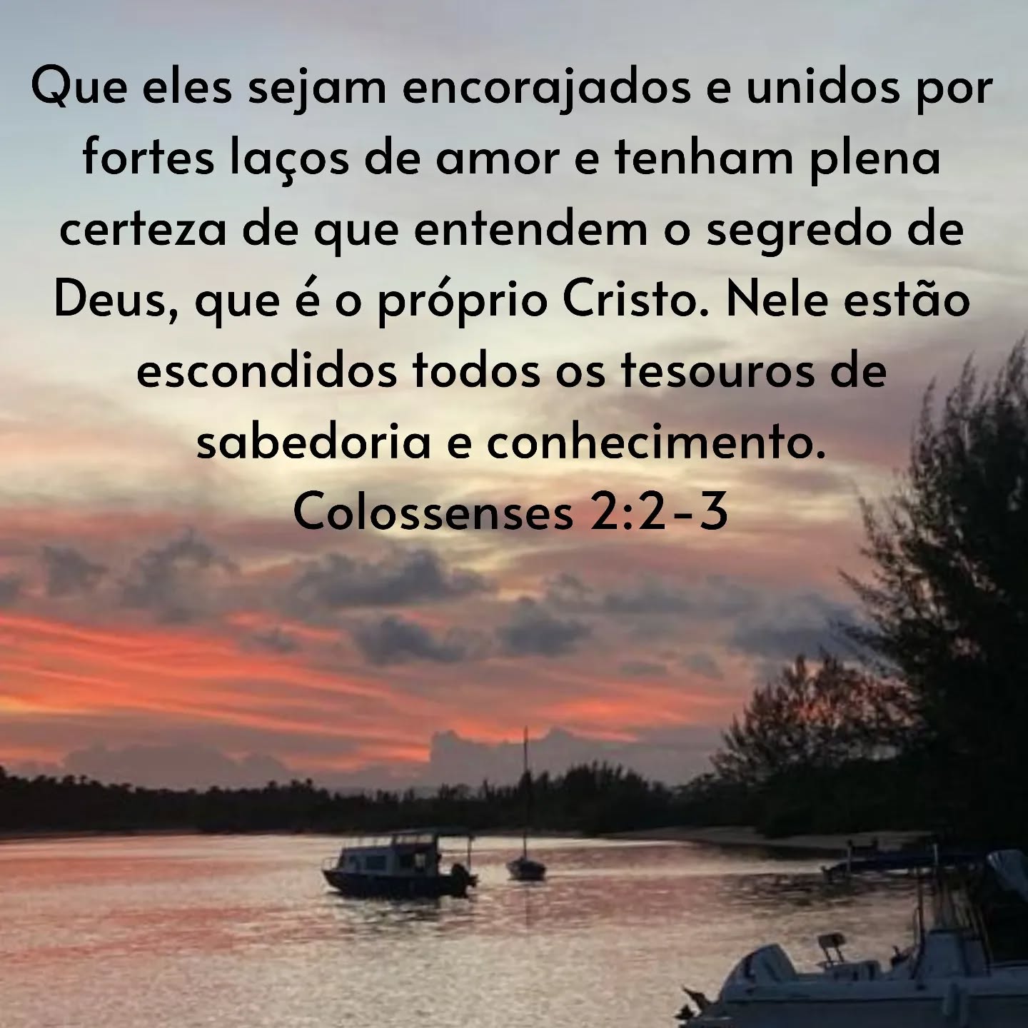 Colossenses 2:2-3