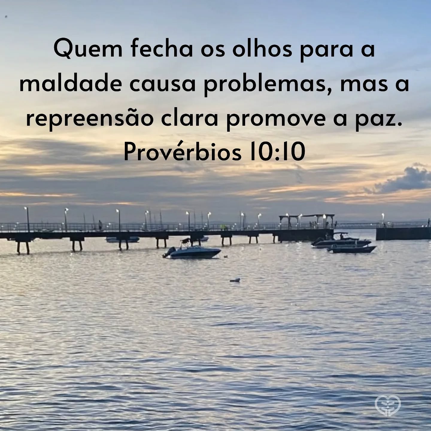 Provérbios 10:10