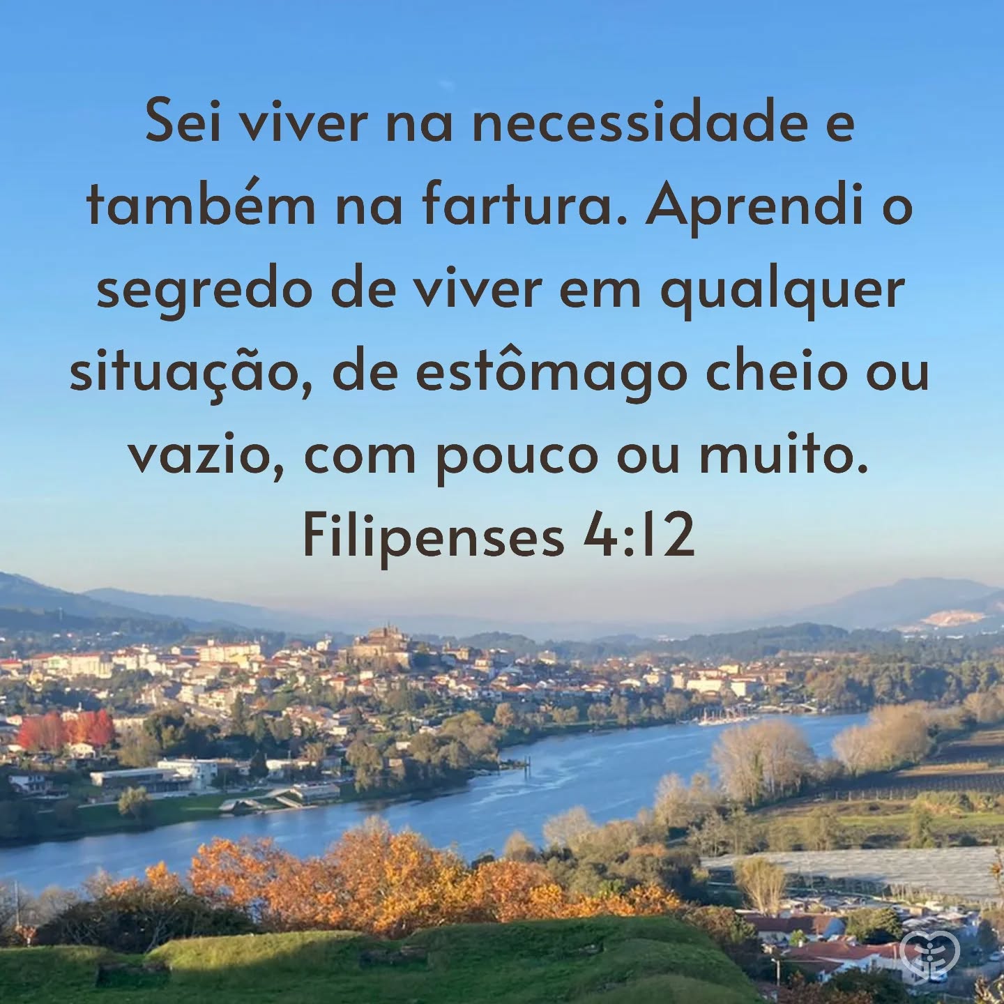 Filipenses 4:12