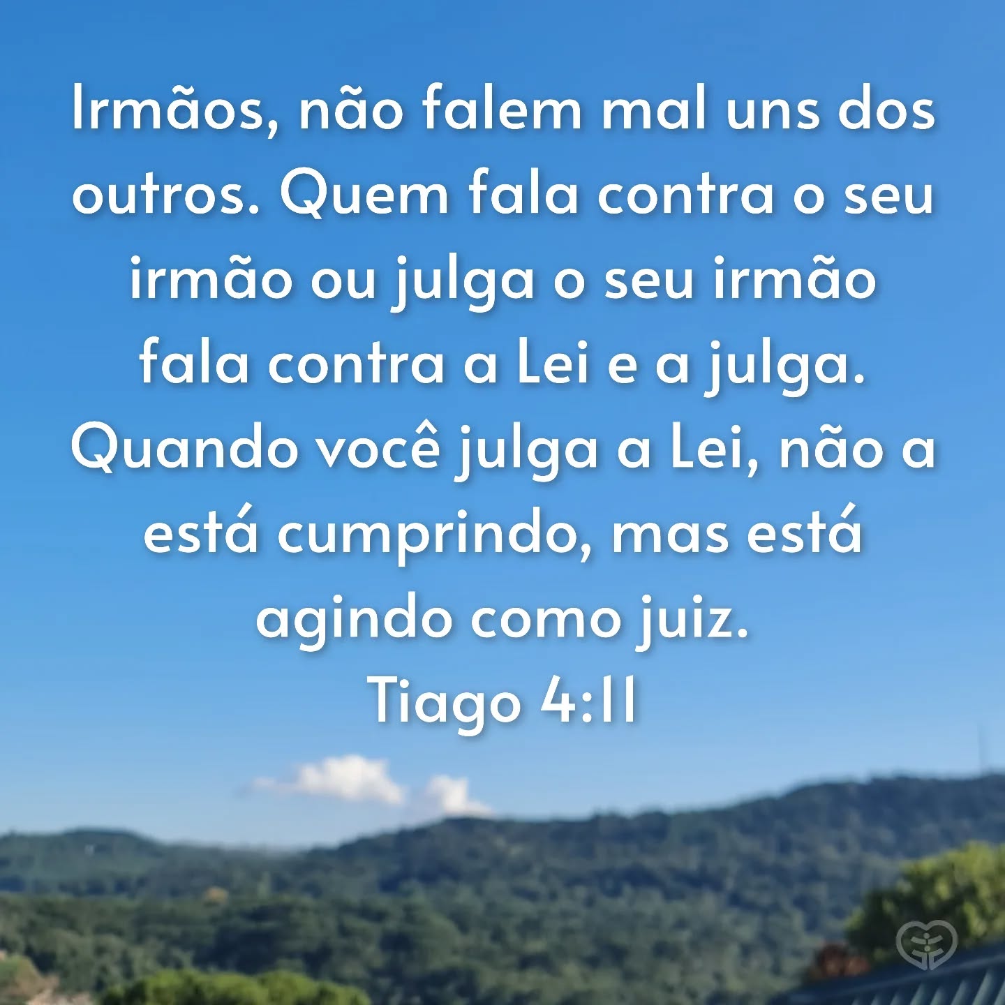 Tiago 4:11